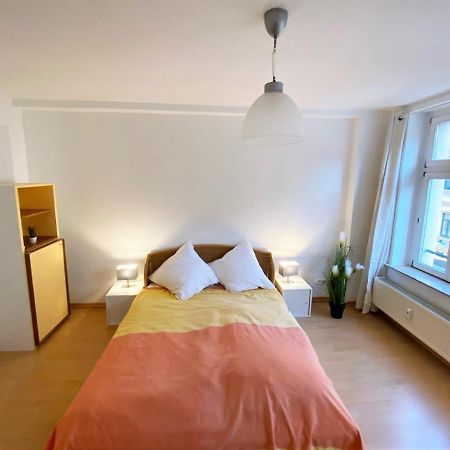 Schoene, Ruhige Zweiraumwohnung Im Angesagten Altlindenau Leipzig Exterior foto