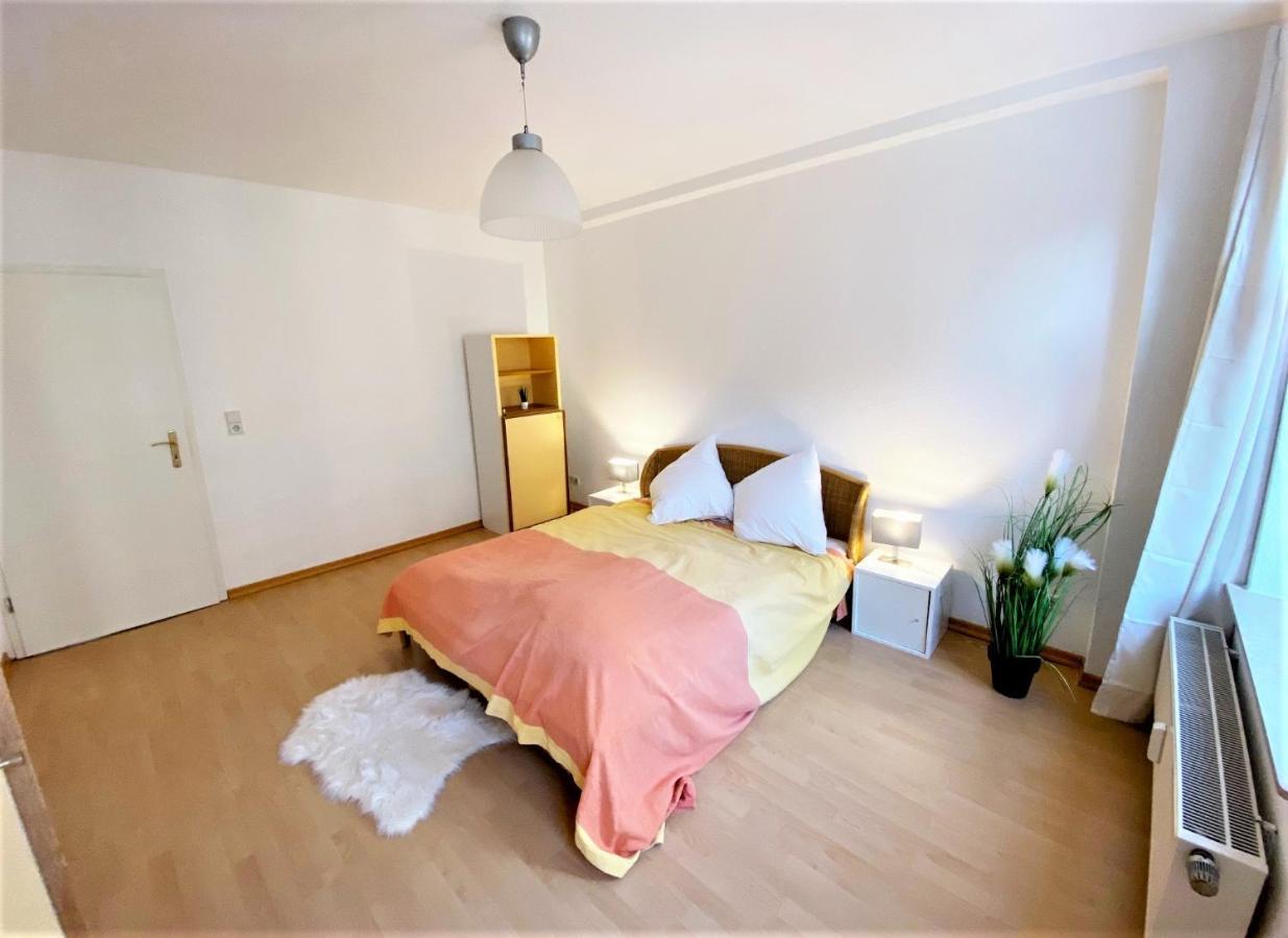 Schoene, Ruhige Zweiraumwohnung Im Angesagten Altlindenau Leipzig Exterior foto